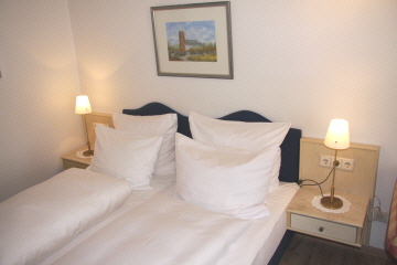Bett 1 web