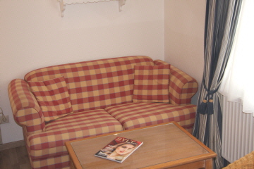 Sofa 1 web