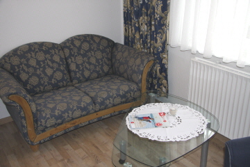 Sofa 2 web